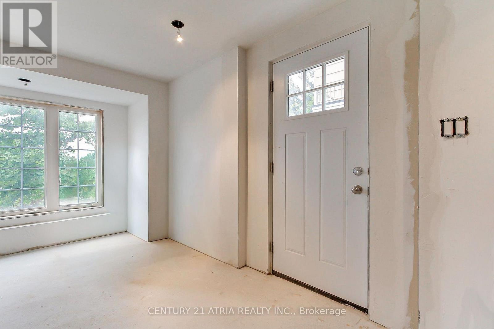 111 ZOKOL DRIVE - 41
