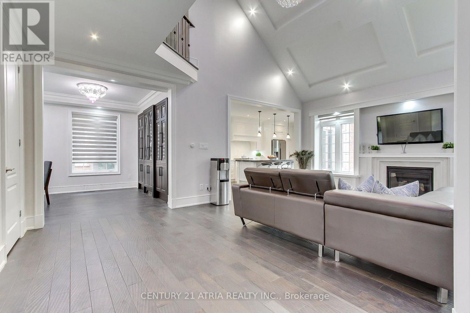 111 ZOKOL DRIVE - Image 6