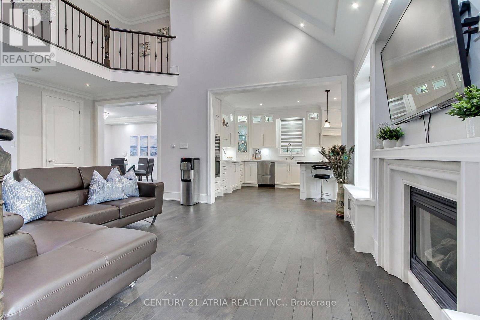 111 ZOKOL DRIVE - 9