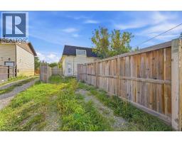 3012 Dover Crescent Se, Calgary, AB T2B1V2 Photo 21