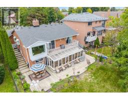 10 Piccolo Wood, Brampton, ON L6S5C4 Photo 6