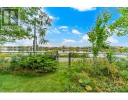 10 Piccolo Wood, Brampton, ON L6S5C4 Photo 8