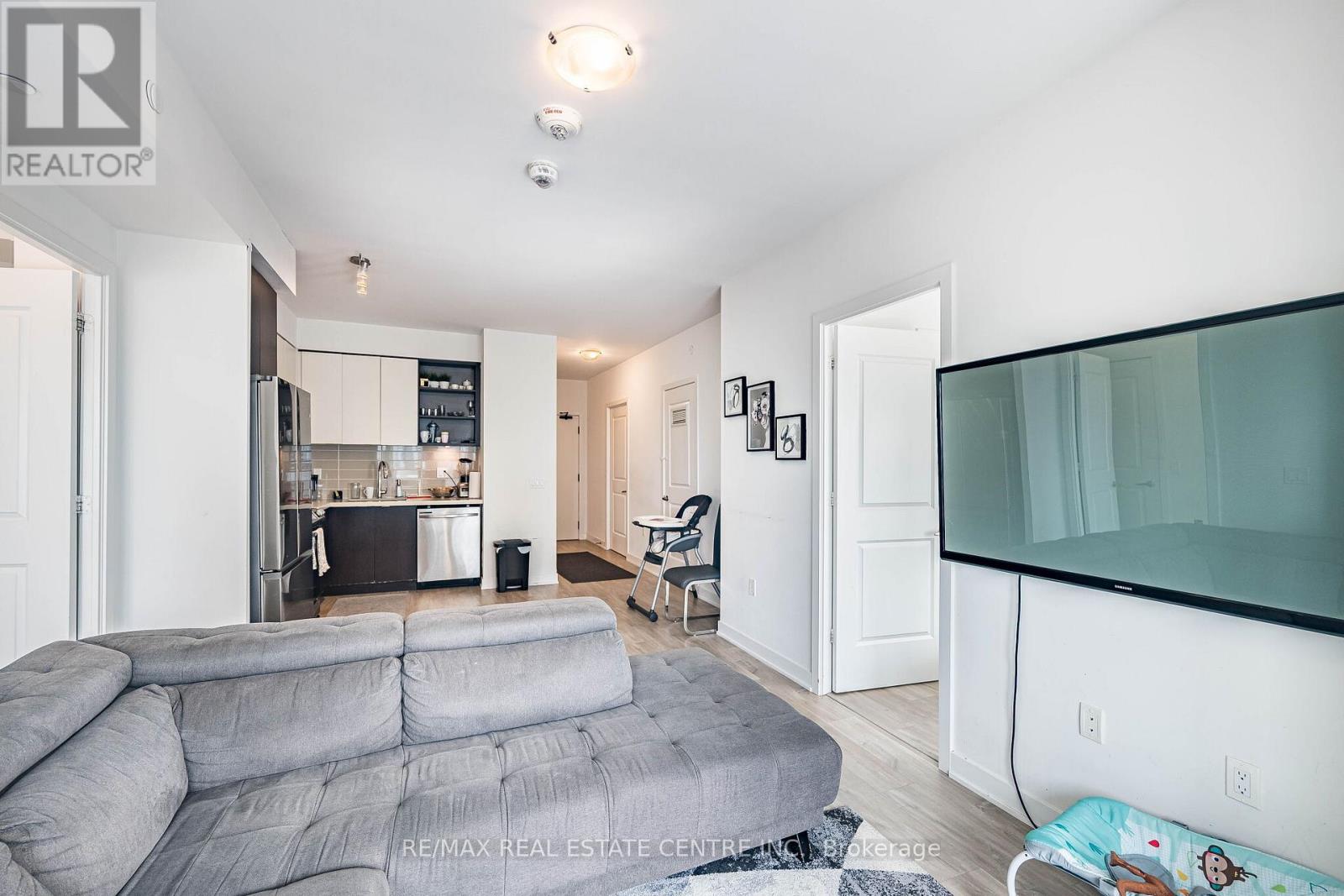#1906 4675 METCALFE AVENUE - 11