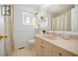 62 Sugarhill Drive, Brampton, ON L7A3N2 Photo 33