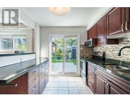 2155 Pashak Court, Mississauga, ON L5A1H8 Photo 11