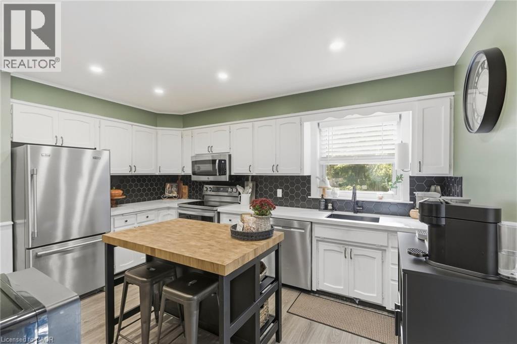 36 POTTRUFF Road - 10