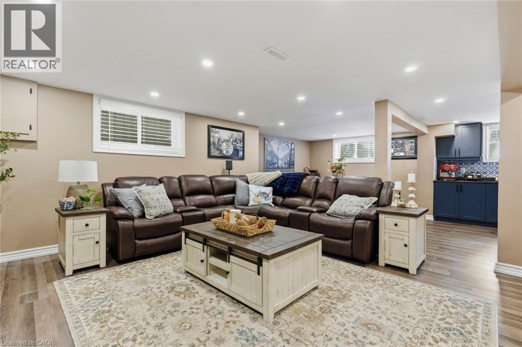 36 POTTRUFF Road - 23