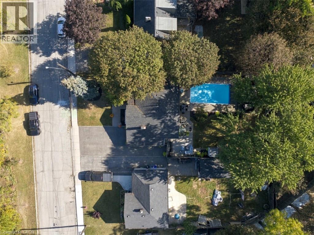 36 POTTRUFF Road - 46