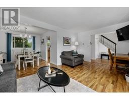 Living room - 667 Westwood Drive, Cobourg, ON K9A4N3 Photo 9