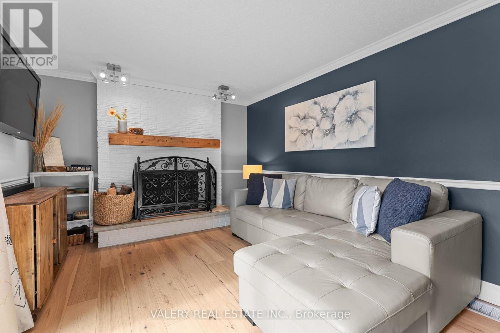 276 MAURICE STREET - Image 15