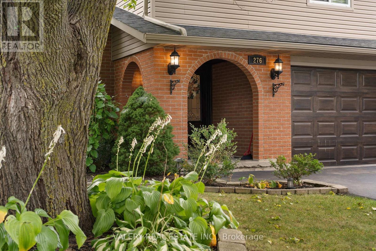 276 MAURICE STREET — photo 3