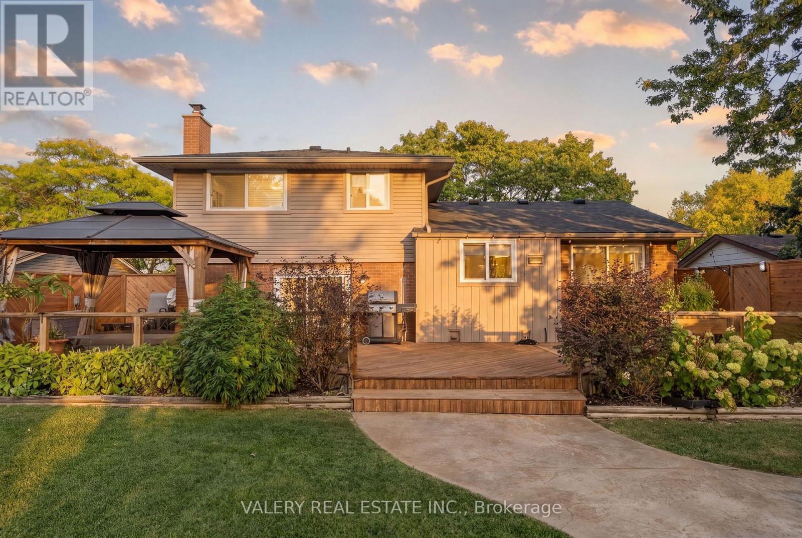 276 MAURICE STREET - Image 31