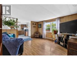 735 Fern Drive, Beaver Bank, NS B4E1M1 Photo 12