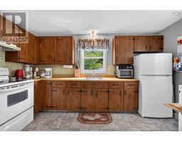 735 Fern Drive, Beaver Bank, NS B4E1M1 Photo 8