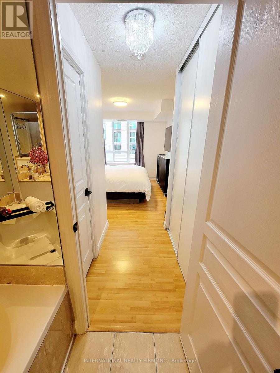 1209 - 140 SIMCOE STREET, Toronto (Waterfront Communities) — photo 10