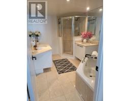 1209 - 140 Simcoe Street, Toronto, ON M5H4E9 Photo 15