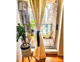 1209 - 140 Simcoe Street, Toronto, ON M5H4E9 Photo 17