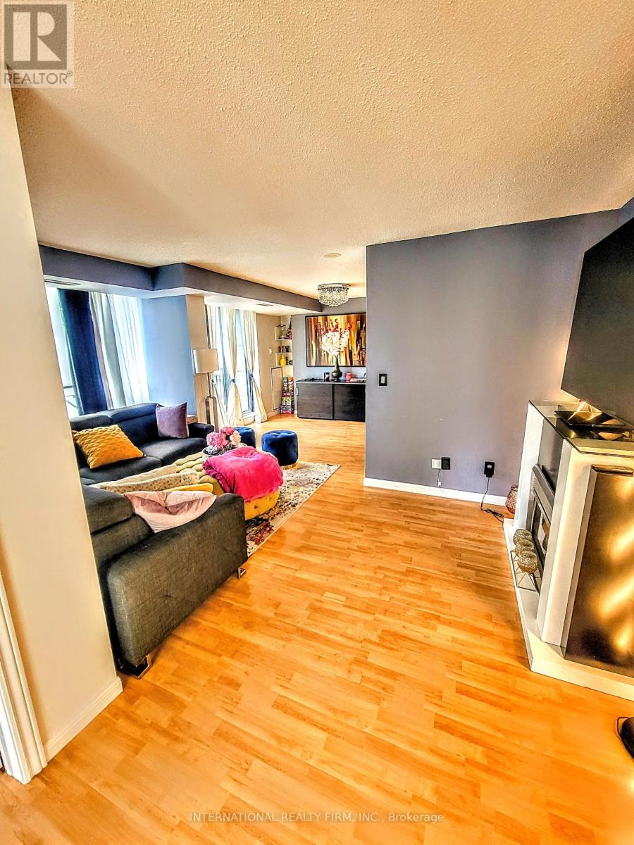 1209 - 140 SIMCOE STREET, Toronto (Waterfront Communities) — photo 5
