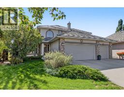 32 Mt Kidd Point SE - photo 2