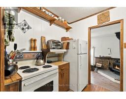 26 Riverside Court, Hastings Highlands, ON K0L1C0 Photo 11