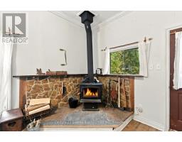 26 Riverside Court, Hastings Highlands, ON K0L1C0 Photo 13