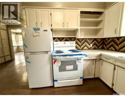 221 4th Avenue N, Yorkton, SK S3N1B5 Photo 9