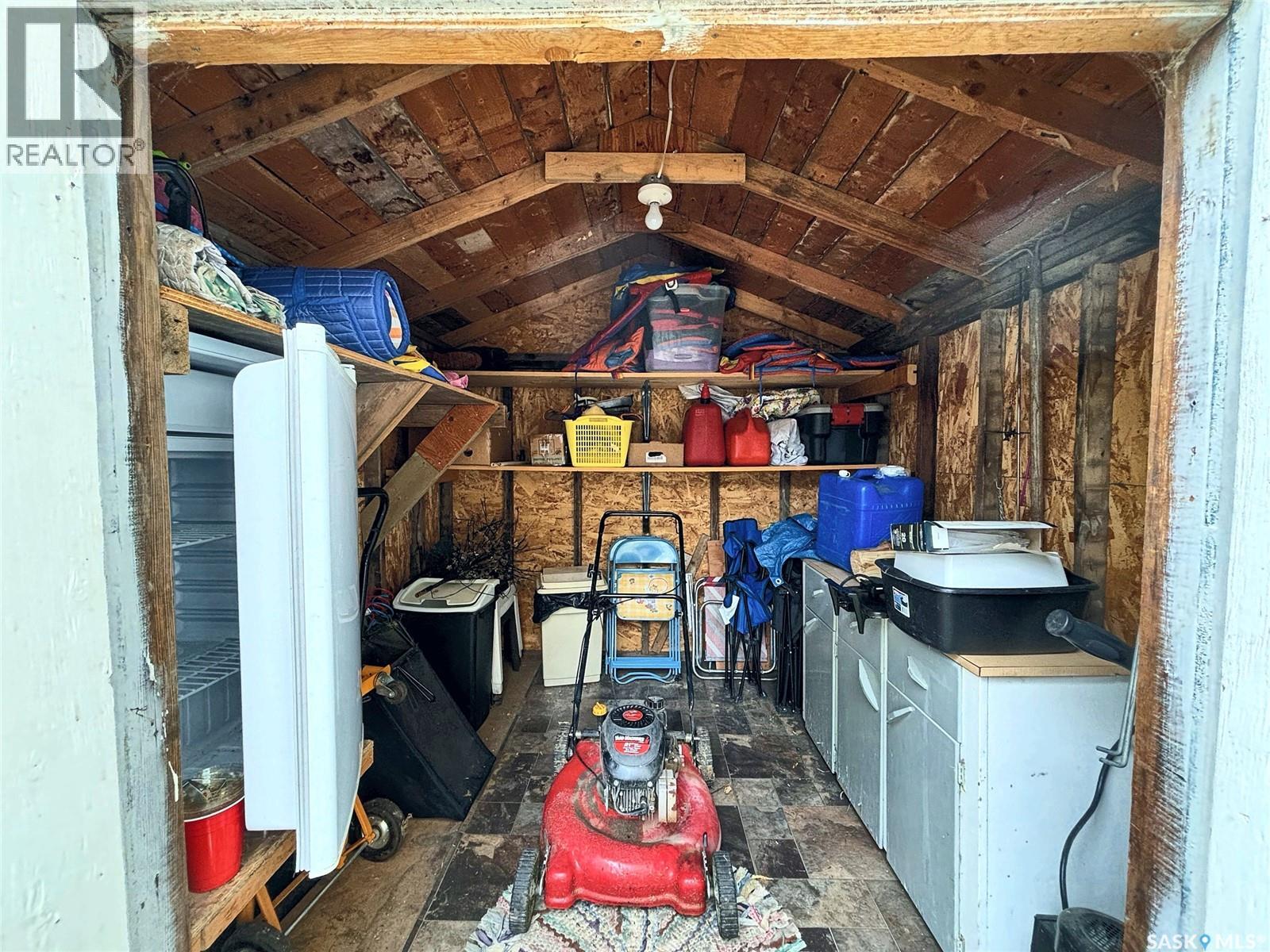 27 Anderson DRIVE - 34