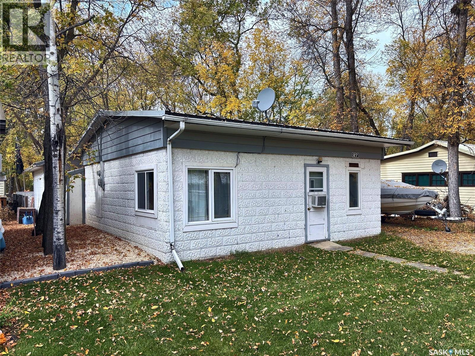 27 Anderson DRIVE - 4