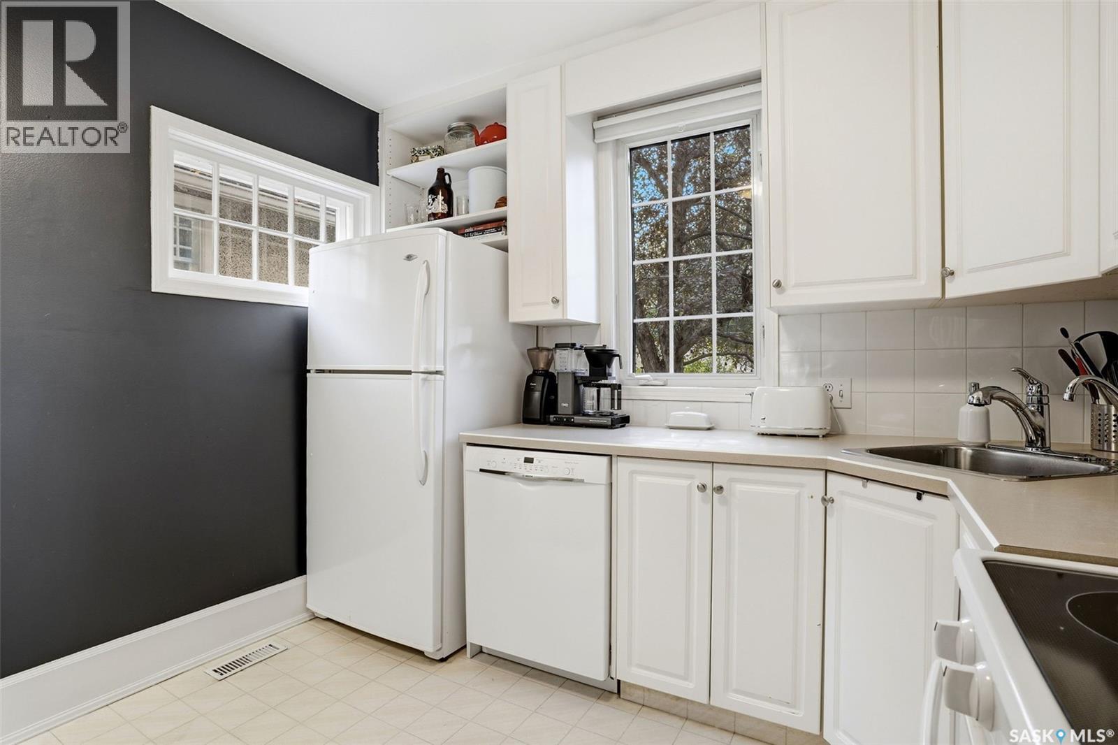 2731 Hill AVENUE, Regina — photo 12