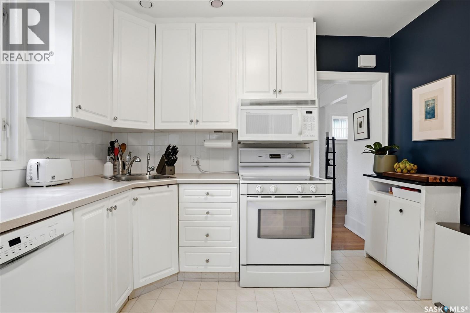 2731 Hill AVENUE - 13