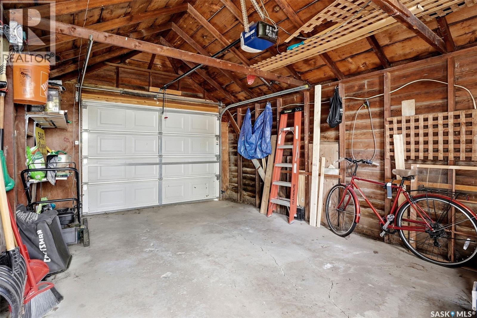 2731 Hill AVENUE - 29