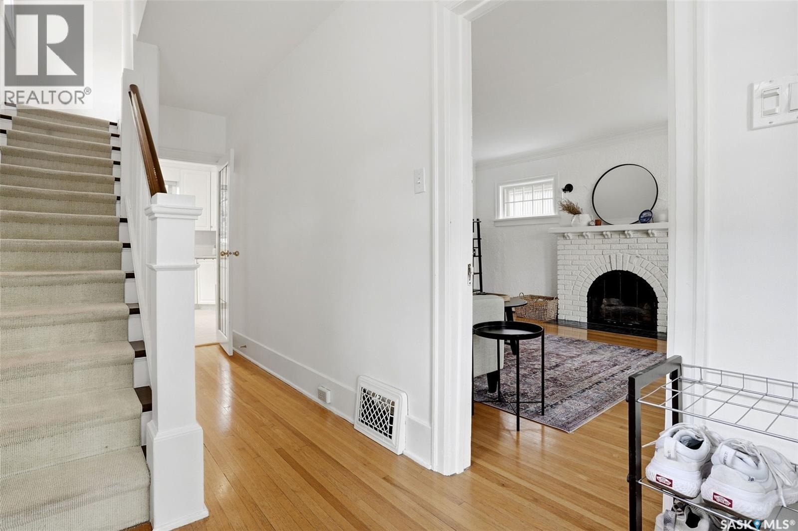 2731 Hill AVENUE - 3