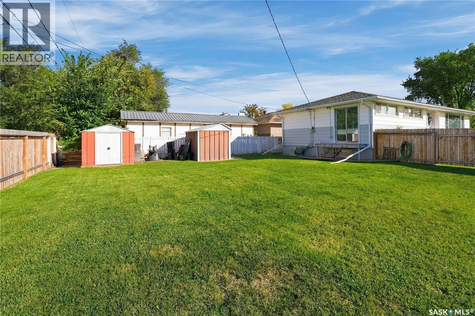 1701 92nd STREET, North Battleford — photo 35