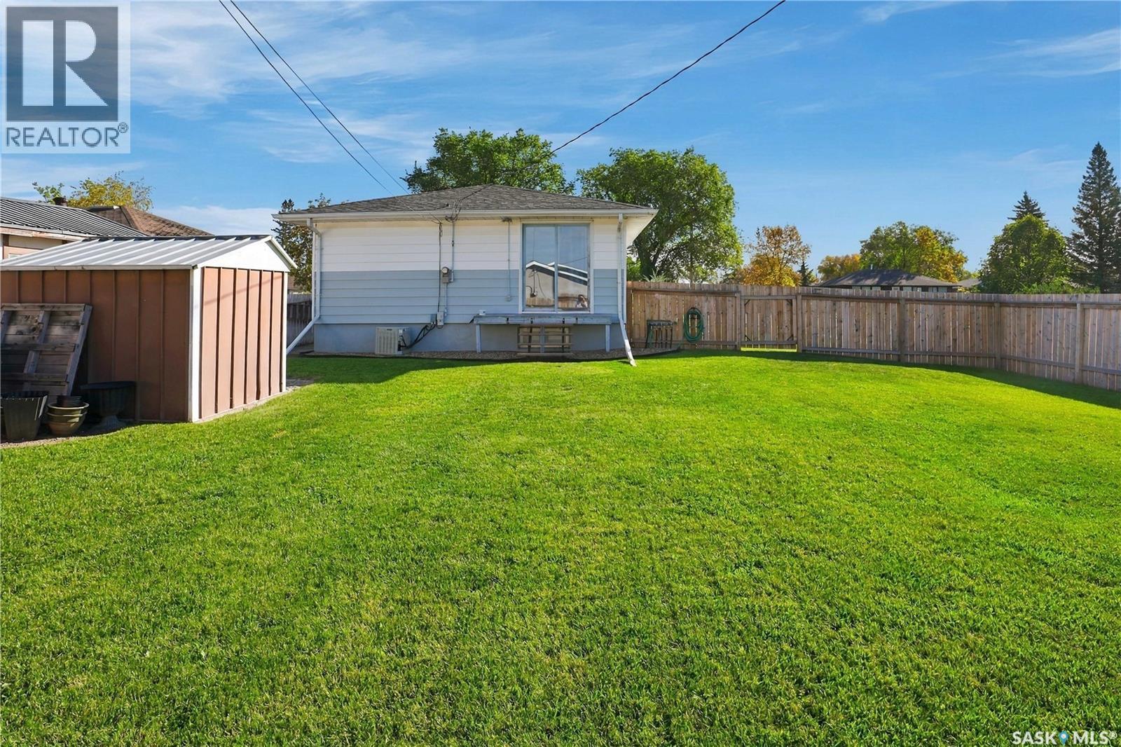 1701 92nd STREET, North Battleford — photo 36