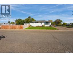 1701 92nd Street, North Battleford, SK S9A0B3 Photo 37