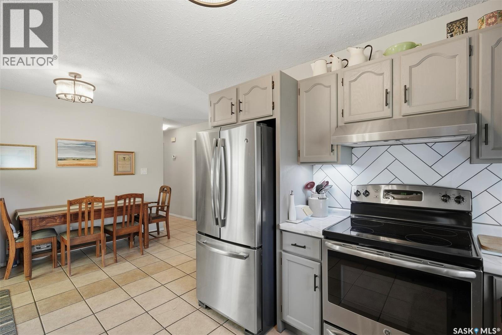 389 21st STREET W - 10