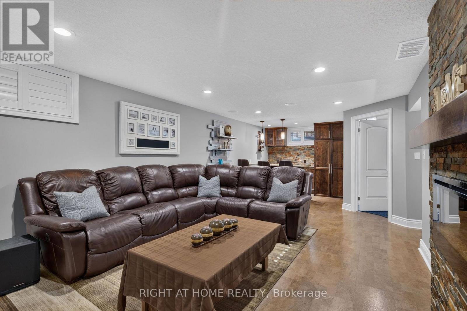 1032 BYRONMANOR ROAD - Image 37