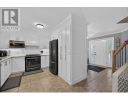 Great room - 1032 Byronmanor Road, London South, ON N6K5B1 Photo 8