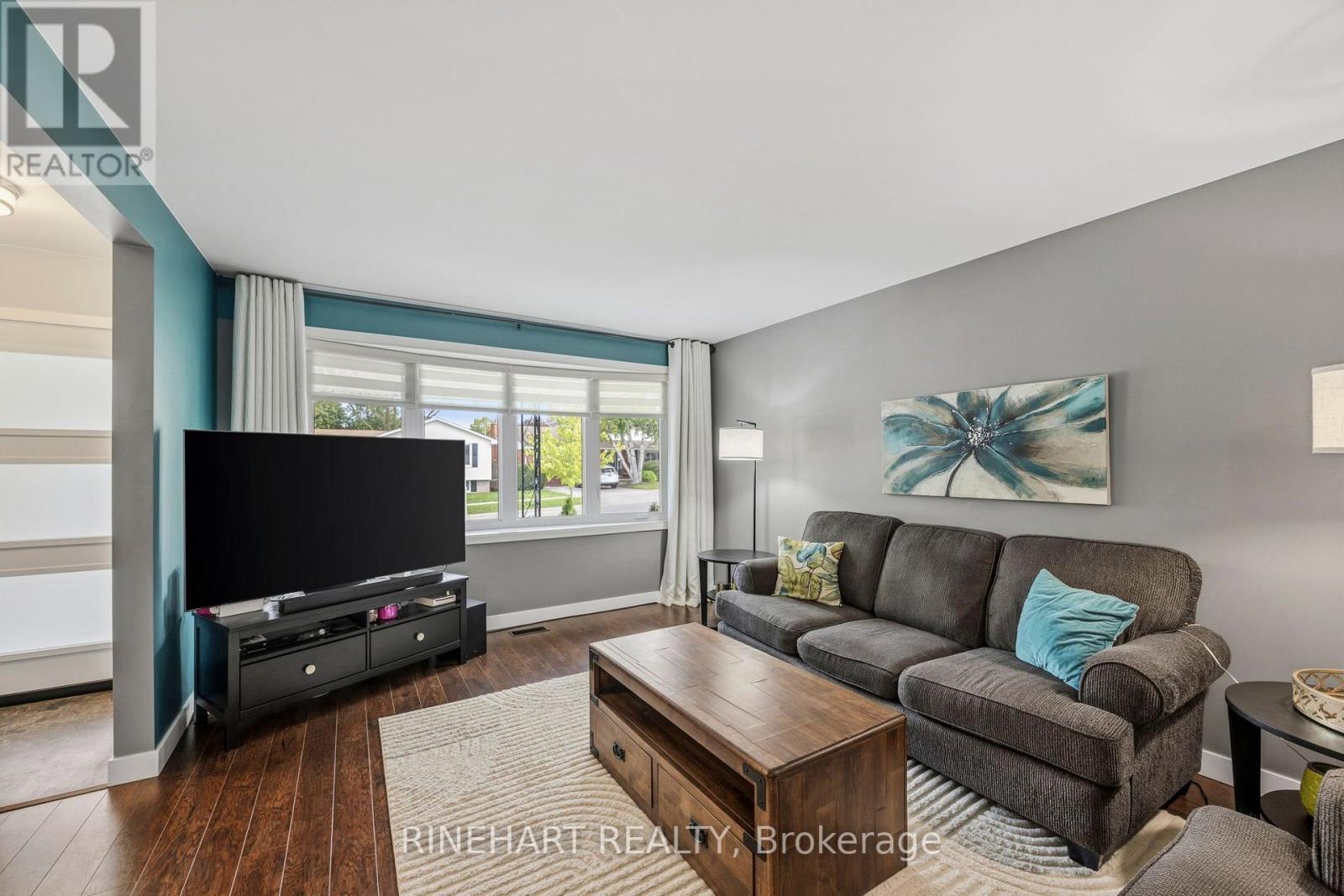 17 APPLEWOOD LANE - Image 6
