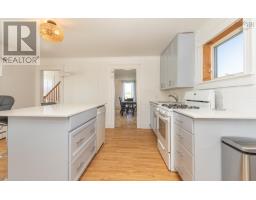 Bedroom - 5402 Highway 1, Salmon River, NS B5A5B3 Photo 10