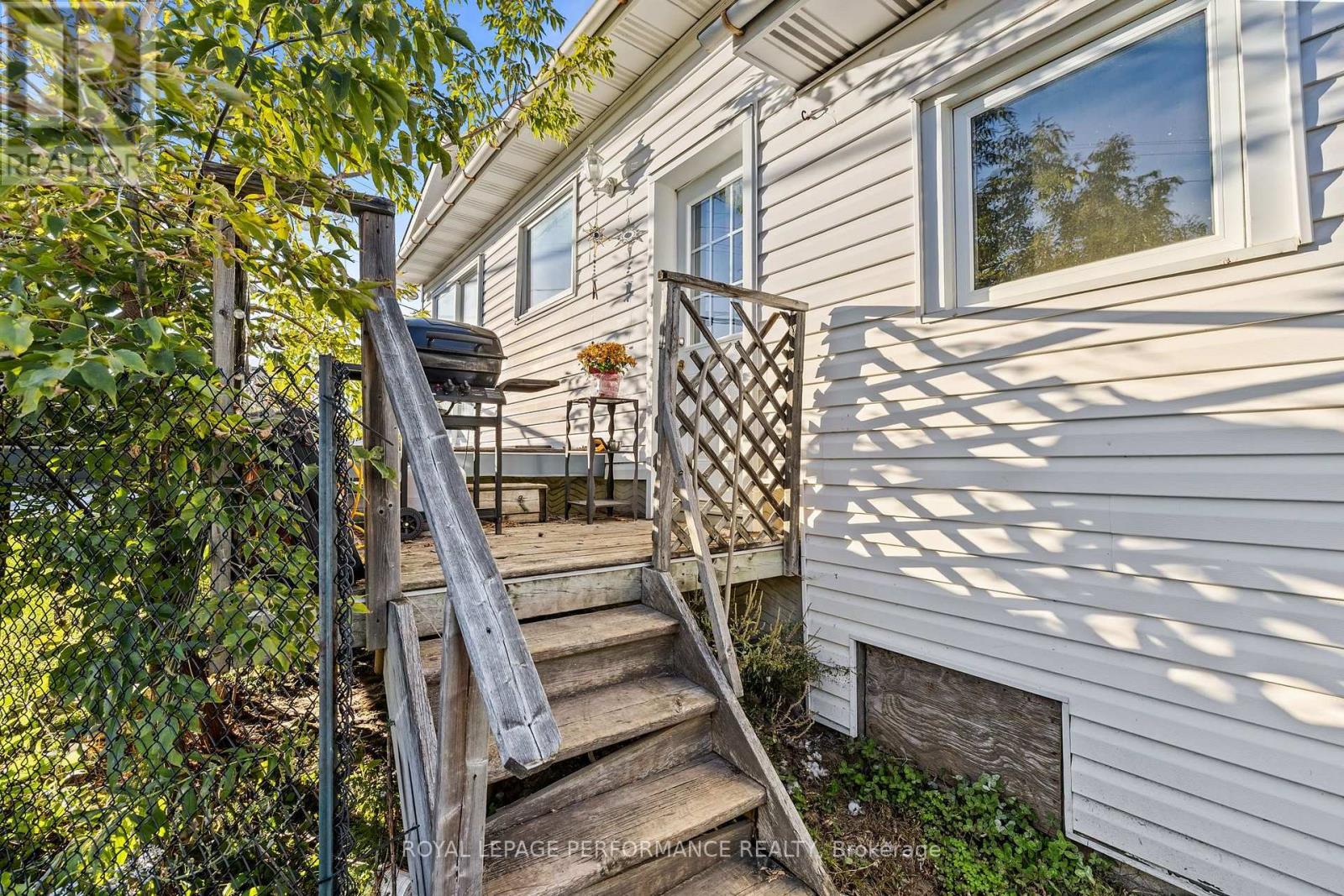 120 Herbert Street