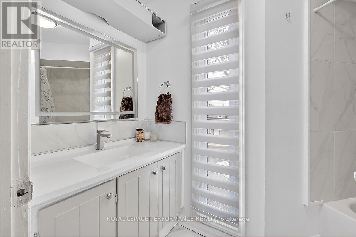 28 - 42 Compata Way