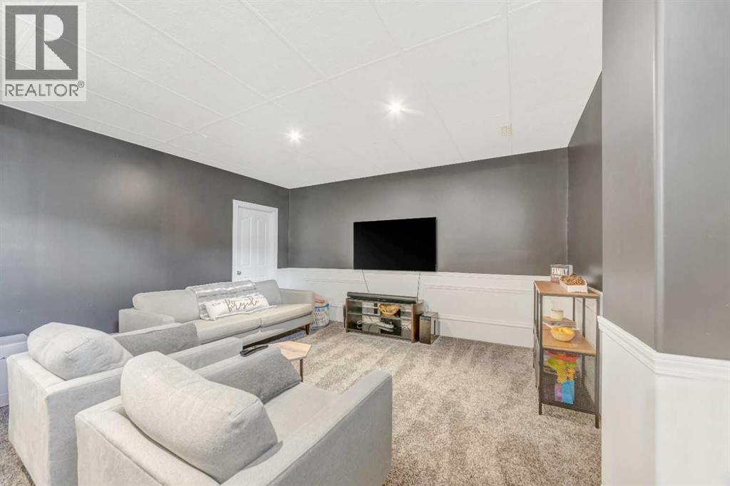 2503 43 Avenue - 22