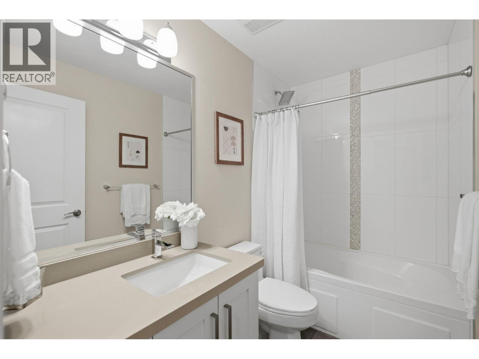 248 E 6TH STREET, North Vancouver