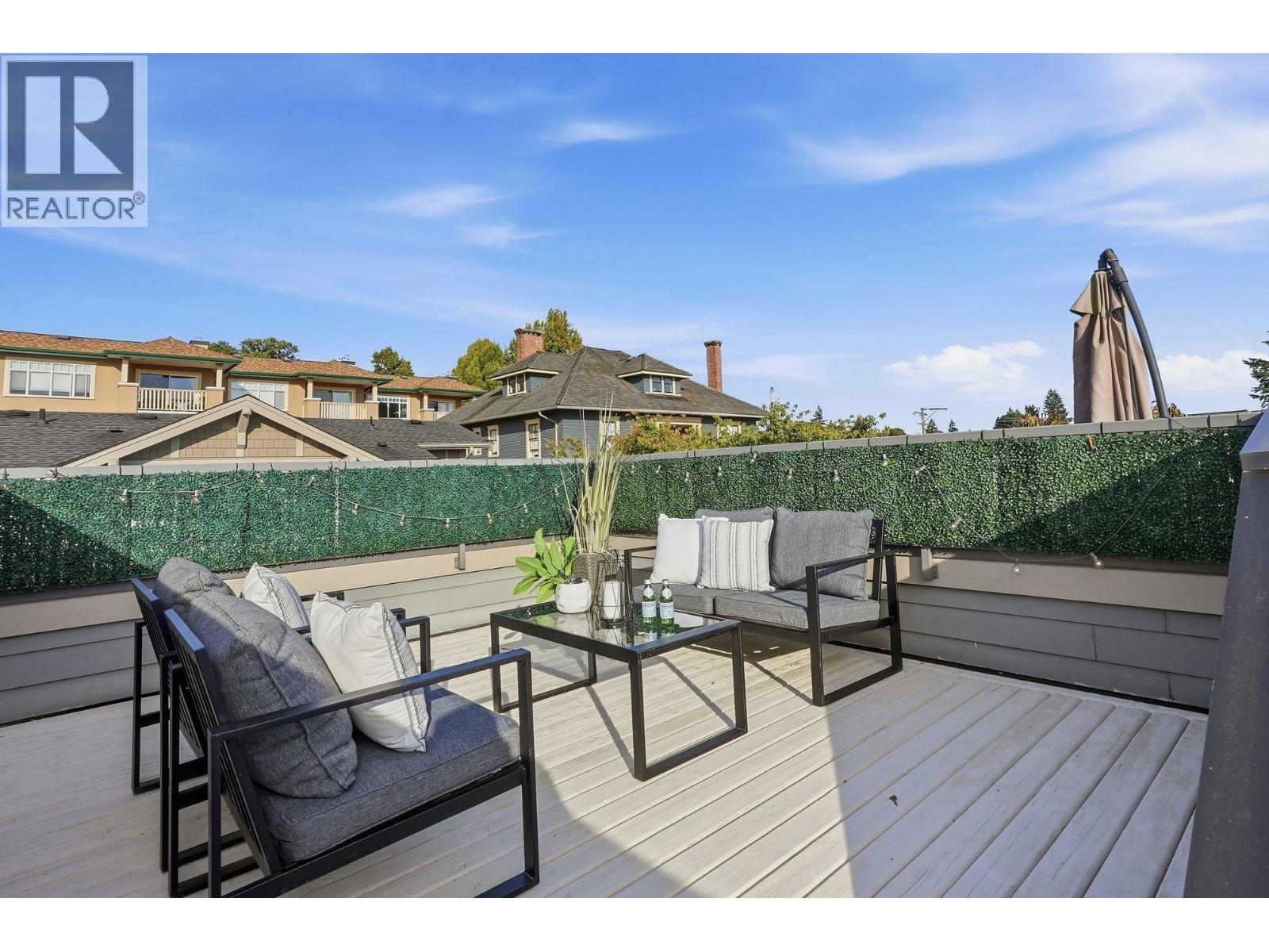 248 E 6TH STREET, North Vancouver