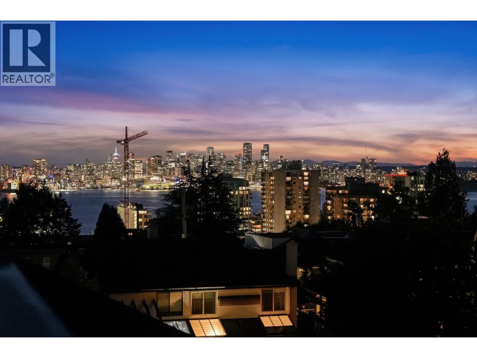248 E 6TH STREET, North Vancouver