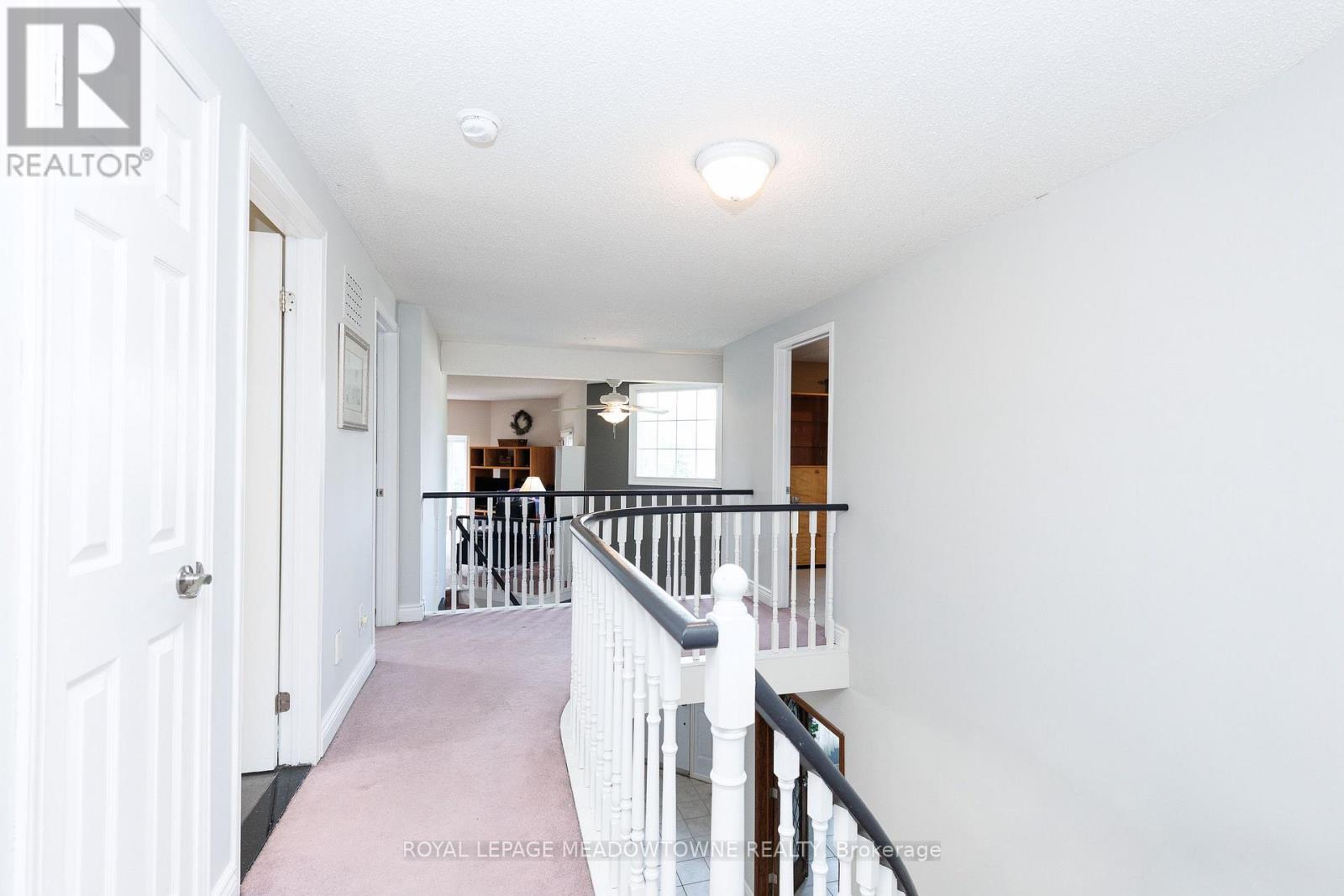 38 MCKILLOP COURT - 23