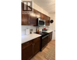 3pc Bathroom - 102 Panatella Park Nw, Calgary, AB T3K6K4 Photo 8