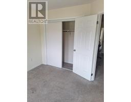 8 Longboat Run, Brantford, ON N3T0P3 Photo 16