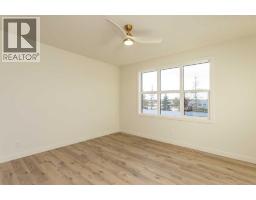 Bedroom - 20 Emmett Crescent, Red Deer, AB T4P3G8 Photo 14